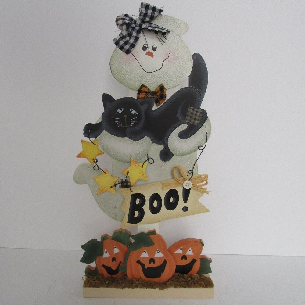 small wooden Halloween sign